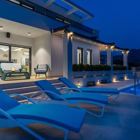 Seaview Marija Villa *